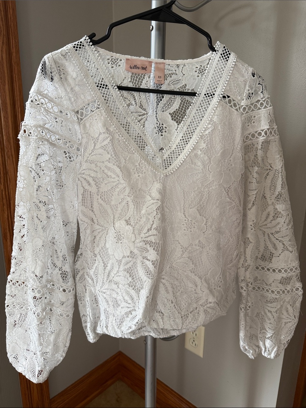 White Lace V-Neck Crochet-Trim Blouse